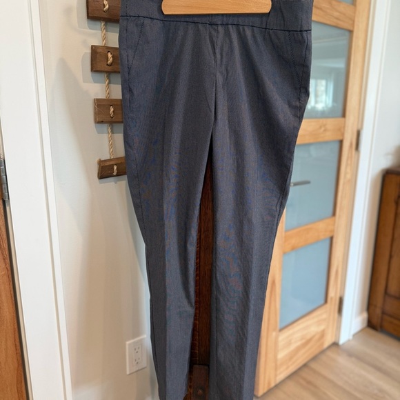 Jones New York Gray Micro Plaid Pull on Stretch Career Trousers Women’s 8 EUC - Picture 2 of 10